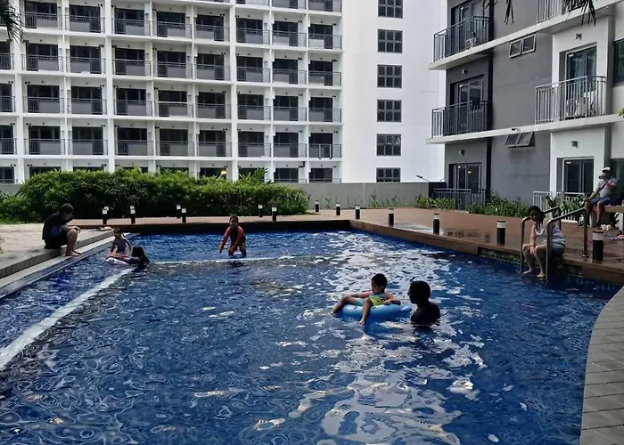 Near Mall Of Arena Pasay Apartment *