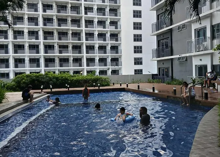 Near Mall Of Arena Pasay Manila